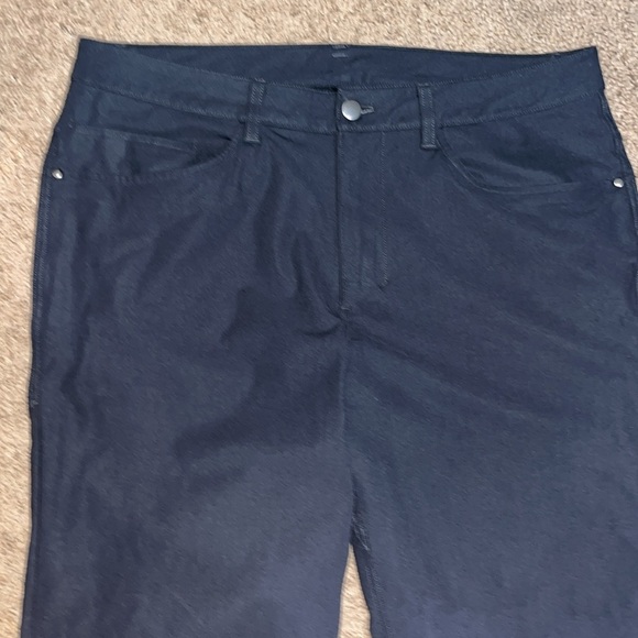Lululemon ABC Pant Classic Obsidian 33 - Picture 5 of 9